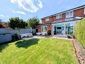 Photo 25- click for photo gallery